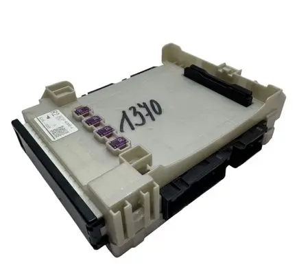 Toyota RAV 4 (XA50) Fuse box set 8273042890A 91160065