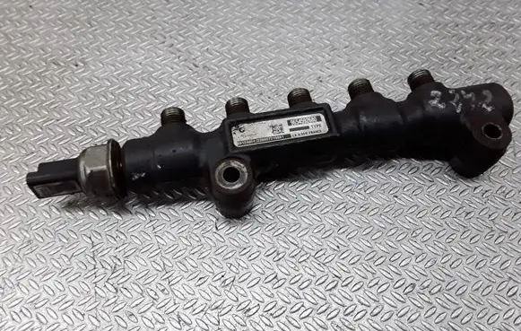 Ford Focus C-MAX Fuel main line pipe 9654592680
