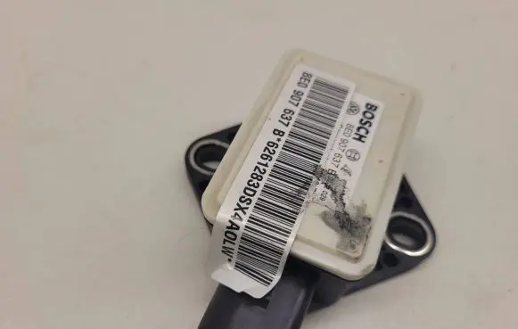 Audi A4 S4 B7 8E 8H ESP acceleration yaw rate sensor 8E0907637B 6261283DSX4A