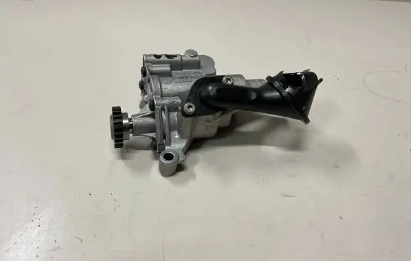 Oil pump