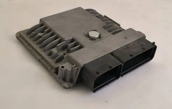 Skoda Fabia Mk2 (5J) Engine control unit/module 03F907309AL 5WP44846 03F906070HQ
