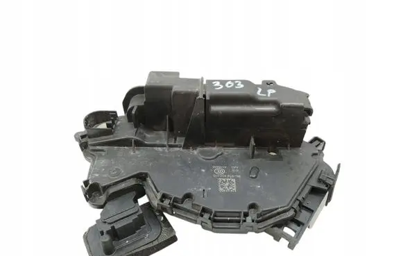 Volkswagen Touran III Front door lock 5TB837015