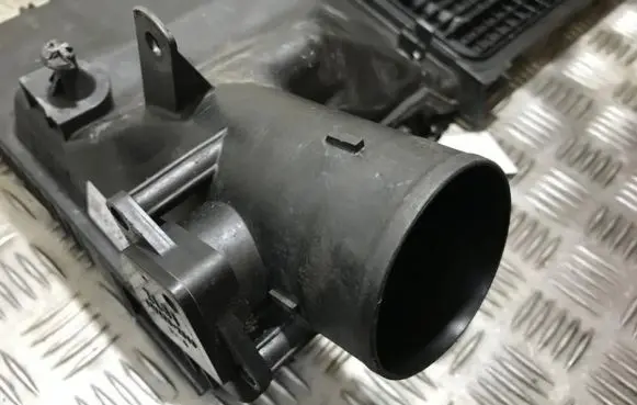 Mazda 3 I Mass air flow meter 1974002010 197400-2010