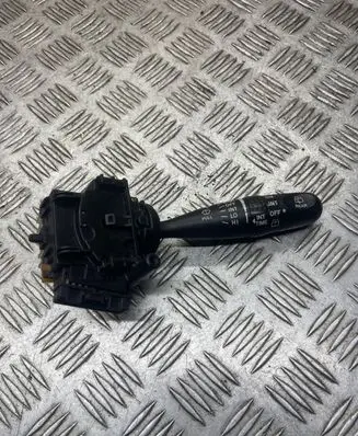 Toyota RAV 4 (XA20) Wiper control stalk 173647