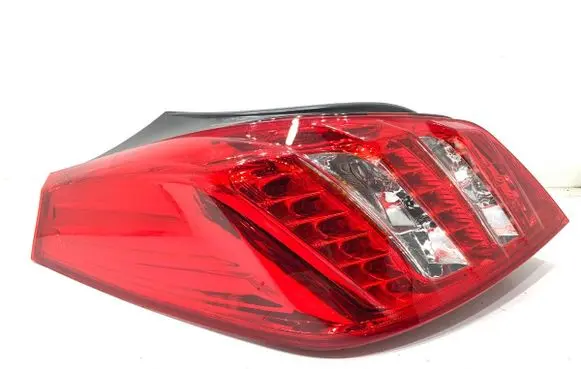 Peugeot 508 Rear/tail lights