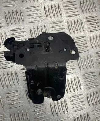 Audi A4 S4 B7 8E 8H Tailgate/trunk/boot lock/catch/latch 8P4827505B