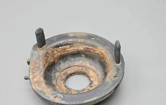Mazda 3 III Rear coil spring rubber mount 