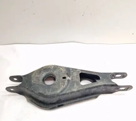 Chrysler Pacifica Rear control arm 68218021AA 68218021