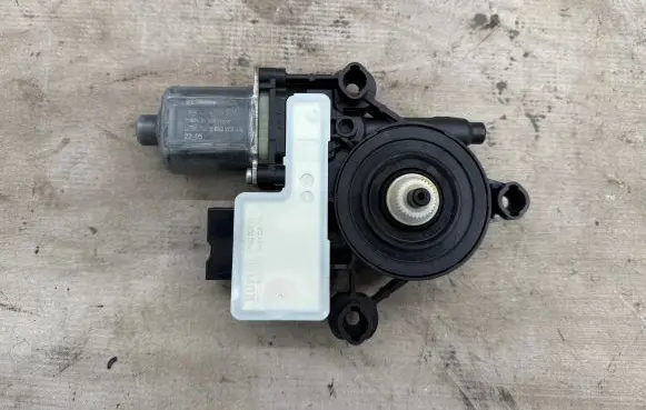 Cupra Formentor Rear door window regulator motor 5Q0959408D S0011 2200065063