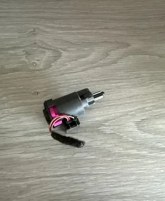 Audi A4 S4 B8 8K Brake pedal sensor switch 914689963