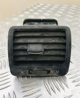Volkswagen Golf V Dash center air vent grill 1K0819710