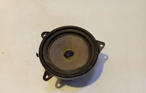 Audi A6 S6 C5 4B Subwoofer speaker 8D0035411A