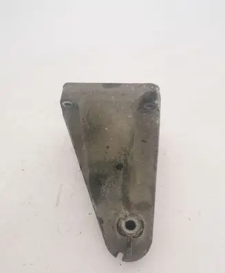 Mercedes-Benz E W211 Engine mounting bracket A6112230804