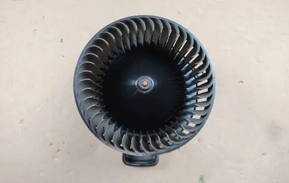 Mercedes-Benz ML W164 Heater fan/blower A1648350507