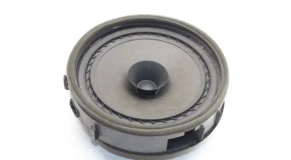 Mitsubishi L200 Front door speaker 8720A151