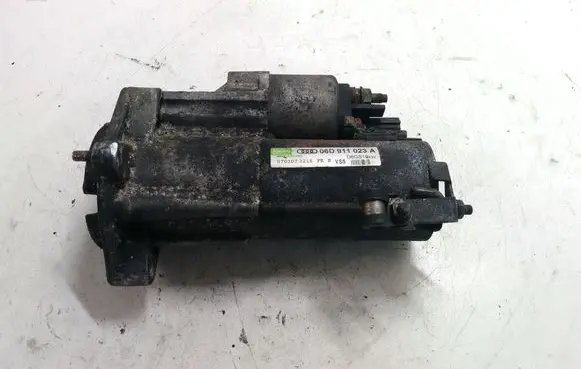 Audi A6 S6 C6 4F Starter motor 06D911023A 0703073216