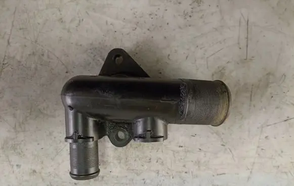 Suzuki Grand Vitara I Thermostat housing 