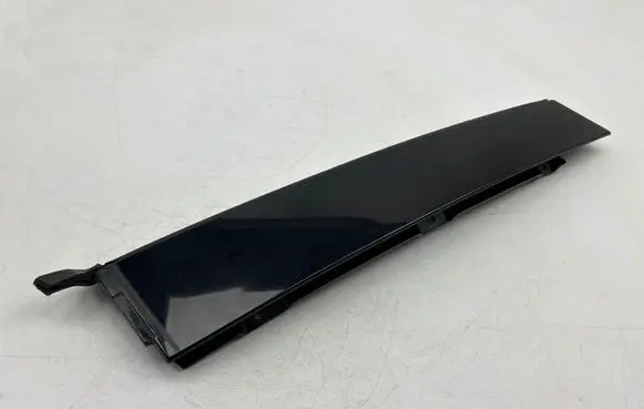 Volkswagen Tiguan Rear door glass trim molding 5N0839901A