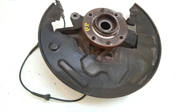 Citroen DS5 Front wheel hub spindle knuckle