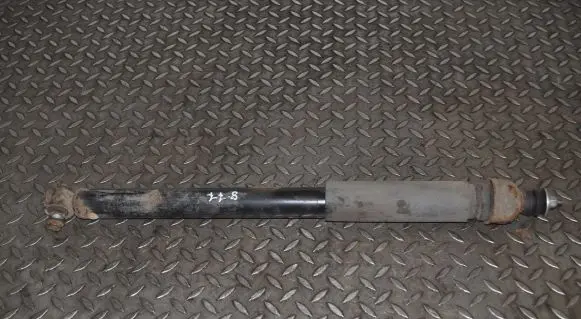 Nissan Juke I F15 Rear shock absorber/damper