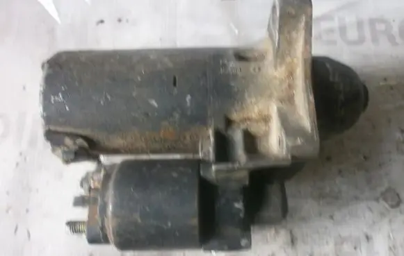 Ford Mondeo MK I Starter motor 1005821583