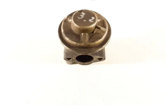 Mitsubishi Pajero EGR valve