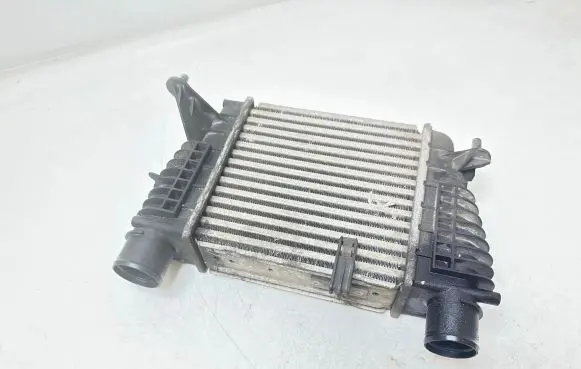 Renault Modus Intercooler radiator 8200471885 880590XB