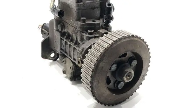 Fuel injection high pressure pump