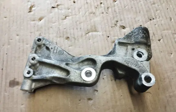 Generator/alternator bracket