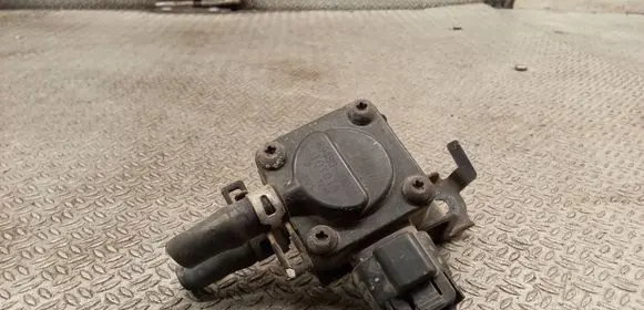 Toyota Avensis T250 Exhaust gas pressure sensor 8948020030