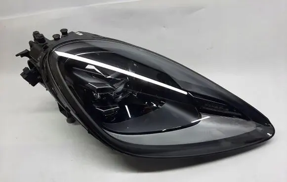 Porsche Cayenne (9Y0 9Y3) Headlight/headlamp 9Y0941034AK