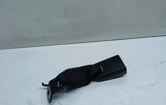 BMW 1 F20 F21 Rear seatbelt buckle 7266352