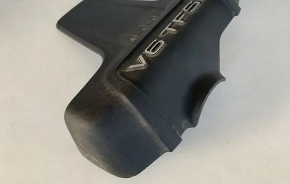 Audi Q7 4L Engine cover (trim) 06E103927K
