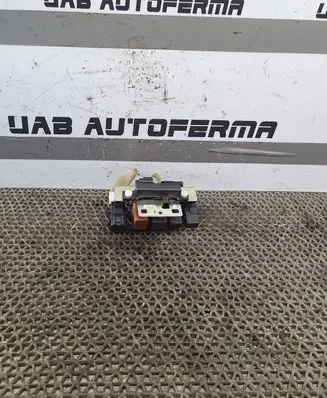 Nissan Qashqai Hazard warning light relay 252309F915 24330C9900 252309F905