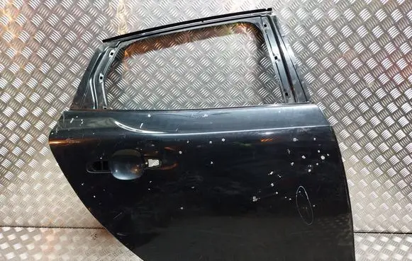 Volvo V40 Rear door S18031046