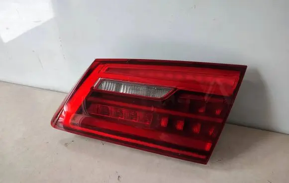 BMW 5 G30 G31 Tailgate rear/tail lights 7376474