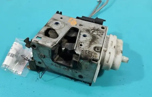 Audi A3 S3 8L Front door lock IMPRK1537697