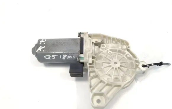 Audi Q5 SQ5 Front door window regulator motor 5Q4959801B 1036047782101
