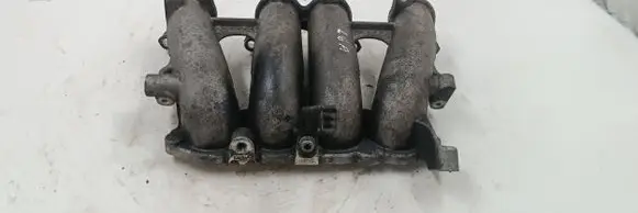 Volkswagen Golf IV Intake manifold 06a1332068