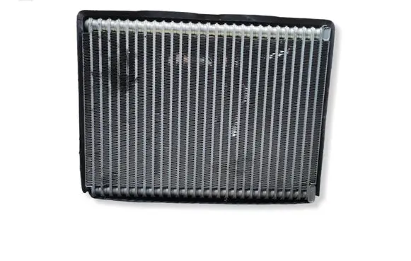 Volvo V70 Air conditioning (A/C) radiator (interior) C7796000