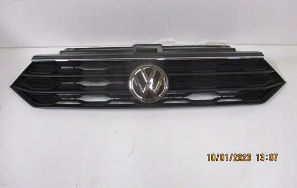 Volkswagen T-Roc Front bumper upper radiator grill 2GA853651L