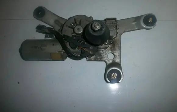 Mitsubishi Carisma Rear window wiper motor 0390206514