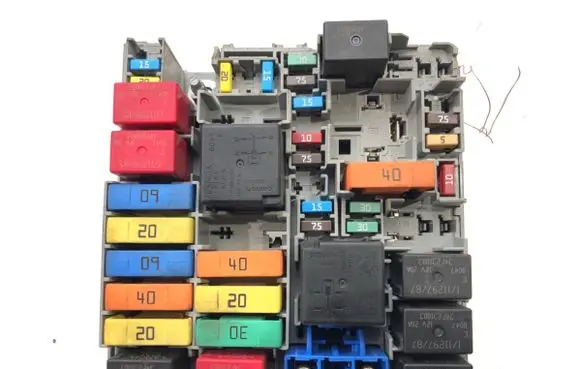Fuse box set