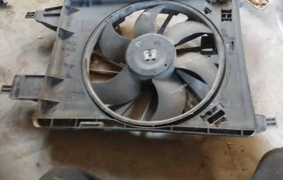 Renault Megane II Fan set 8200151464 5020212