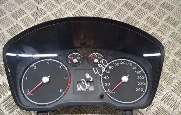 Ford Focus Tachometer 3M5F-10A885-A