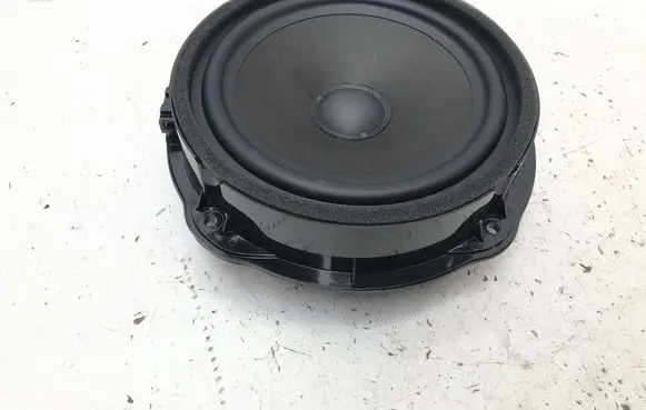 Audi Q3 FJN Front door speaker cover trim 83H035415
