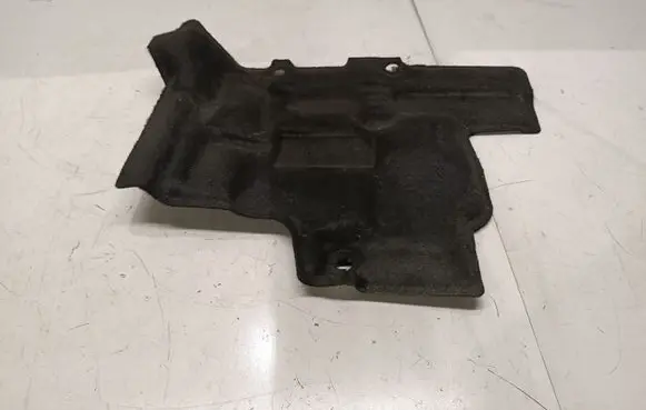 Peugeot 3008 II Other engine bay part 9800108880