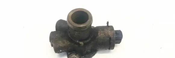Volkswagen Golf III Engine coolant pipe/hose 028121045E