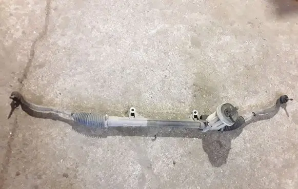 Renault Megane II Steering rack