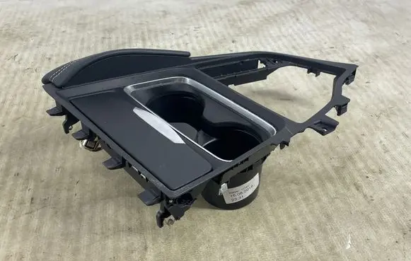 BMW M4 F82 F83 Cup holder front 8058969 8058963